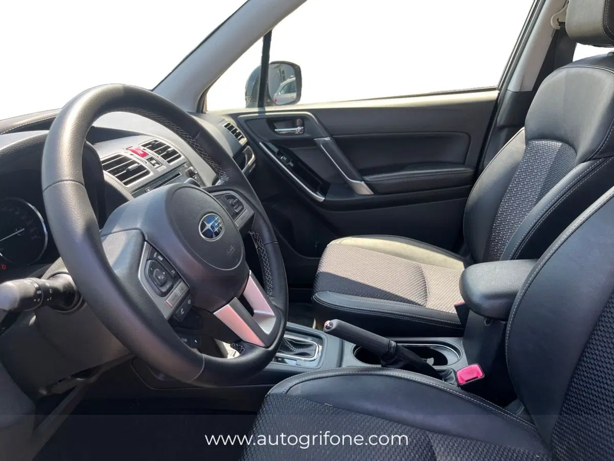 Subaru Forester usata a Modena (9)