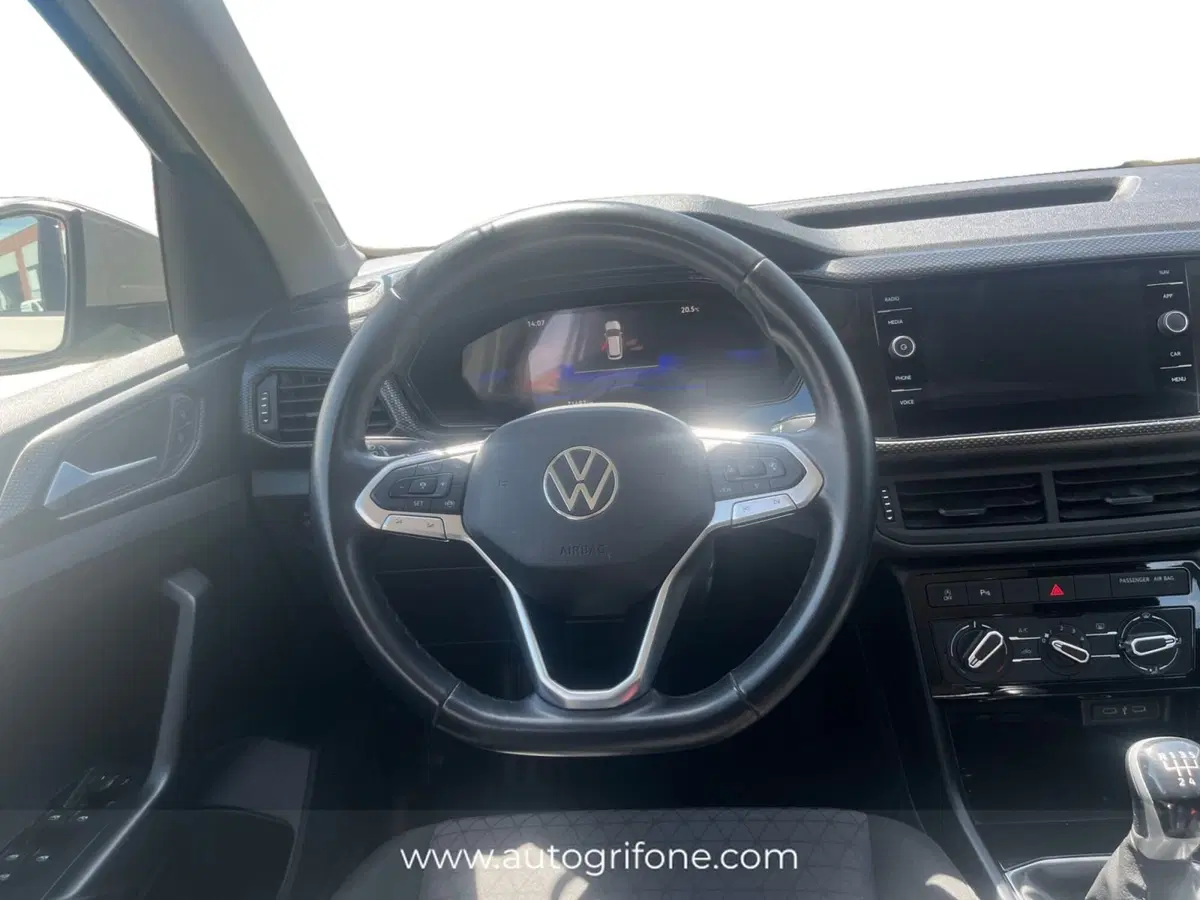 Volkswagen T-Cross usata a Modena (12)
