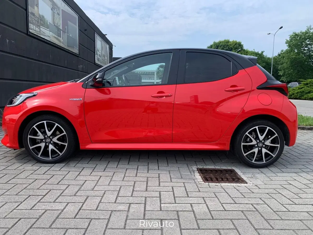 Toyota Yaris usata a Como (2)