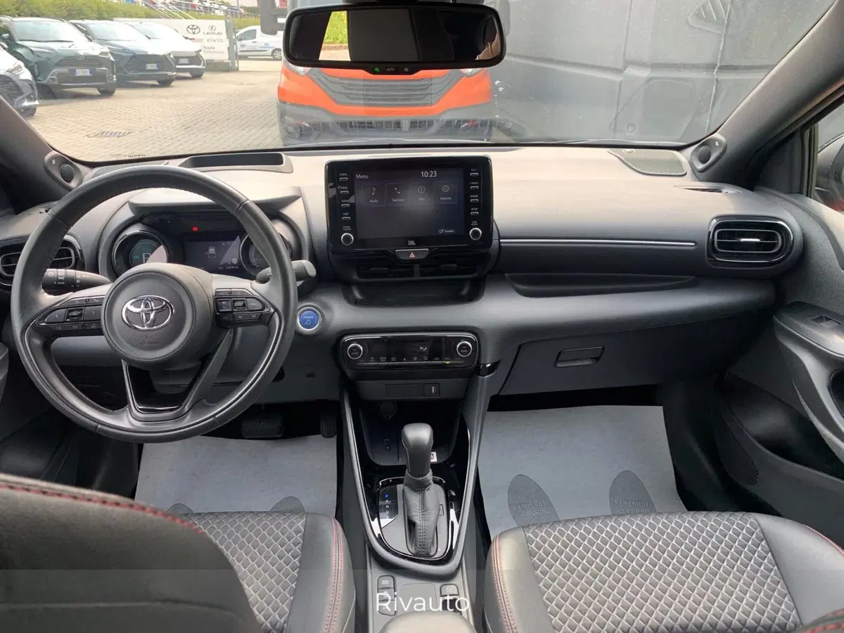 Toyota Yaris usata a Como (5)