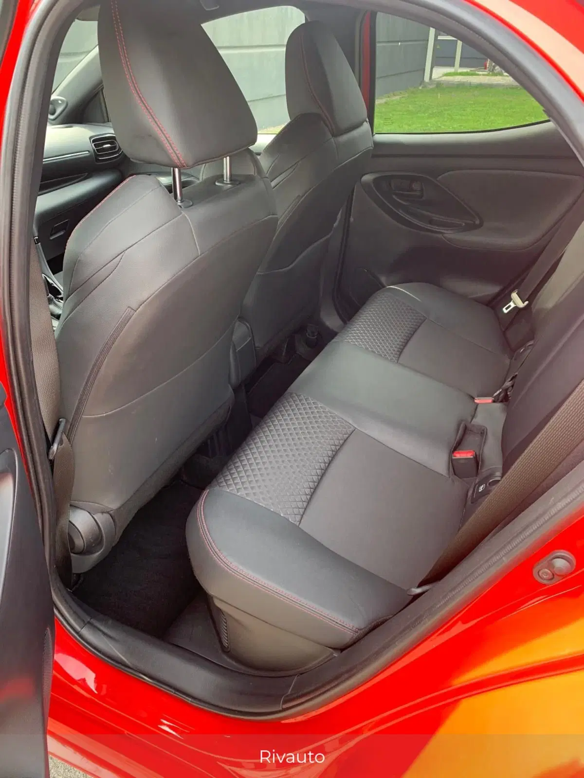 Toyota Yaris usata a Como (7)