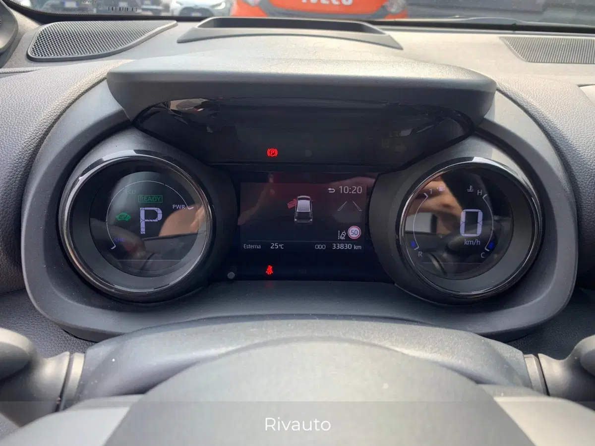 Toyota Yaris usata a Como (9)