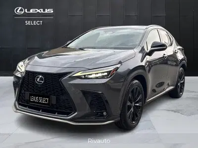 Lexus NX Plug-in 4WD Premium del 2022 usata a Como
