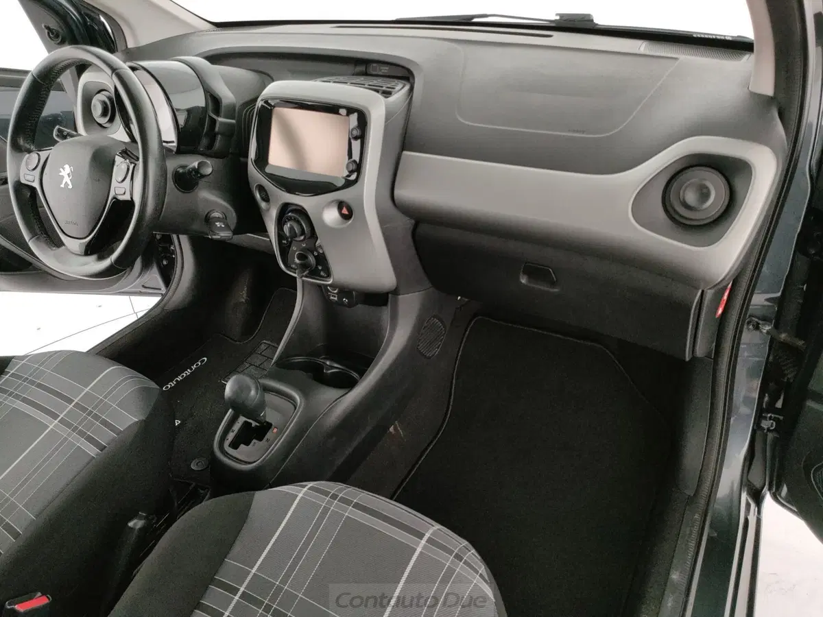 Peugeot 108 usata a Caserta (11)