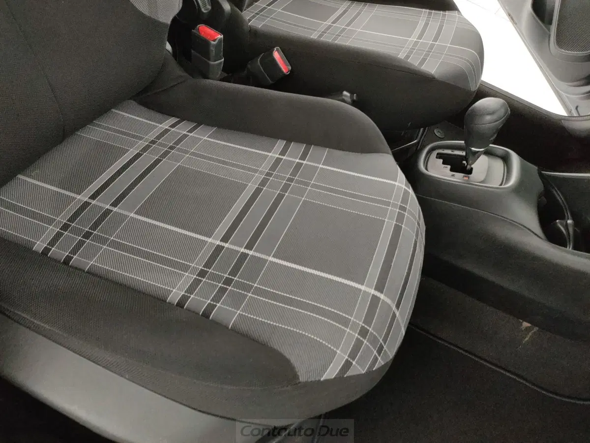Peugeot 108 usata a Caserta (16)