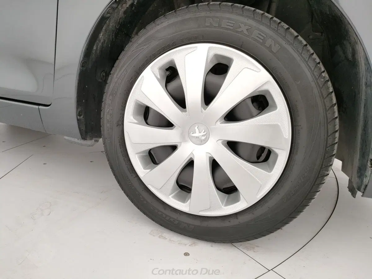 Peugeot 108 usata a Caserta (18)