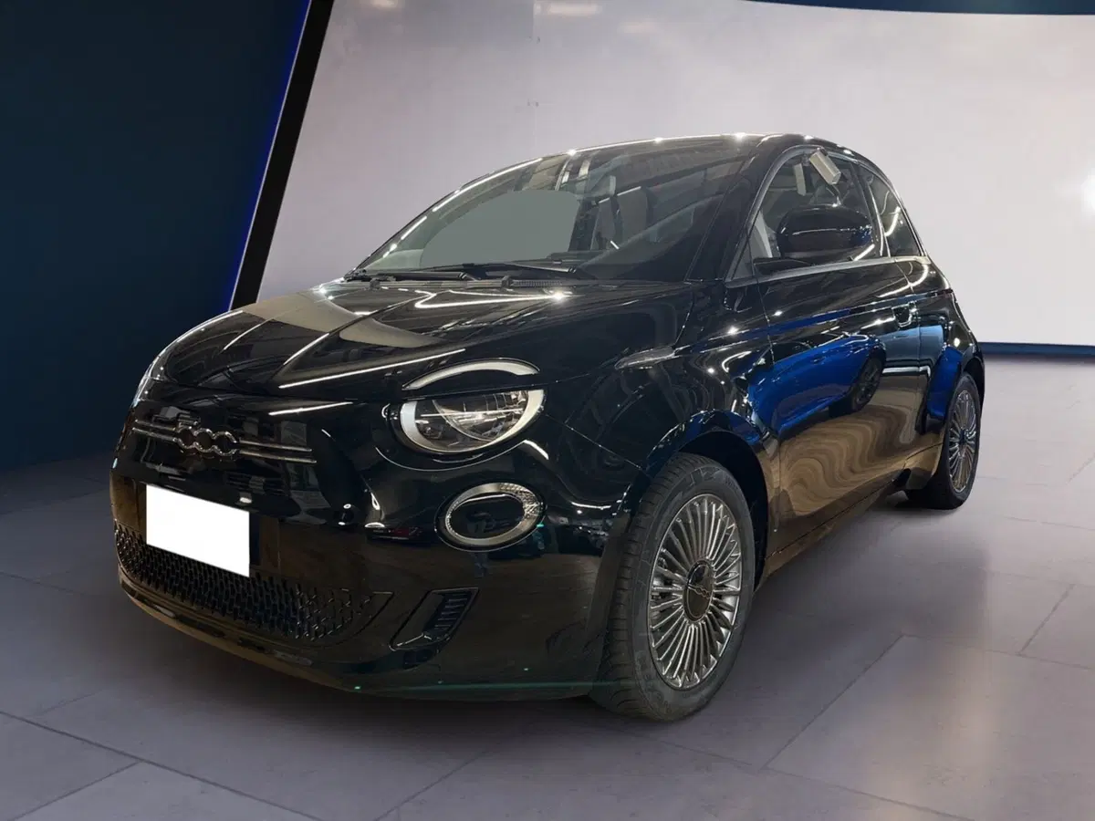 Fiat 500 Cabrio usata a Torino (3)
