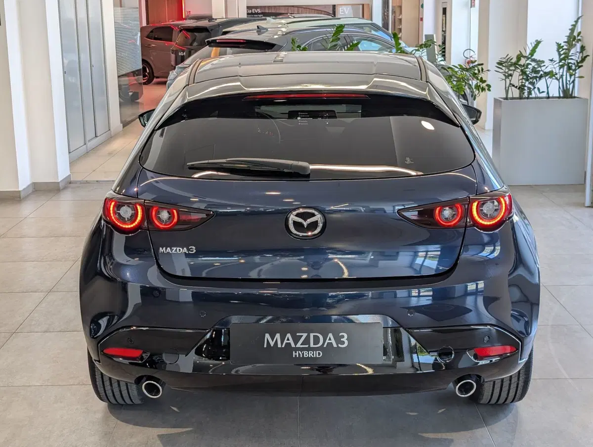 Mazda Mazda3 nuova a Napoli (6)
