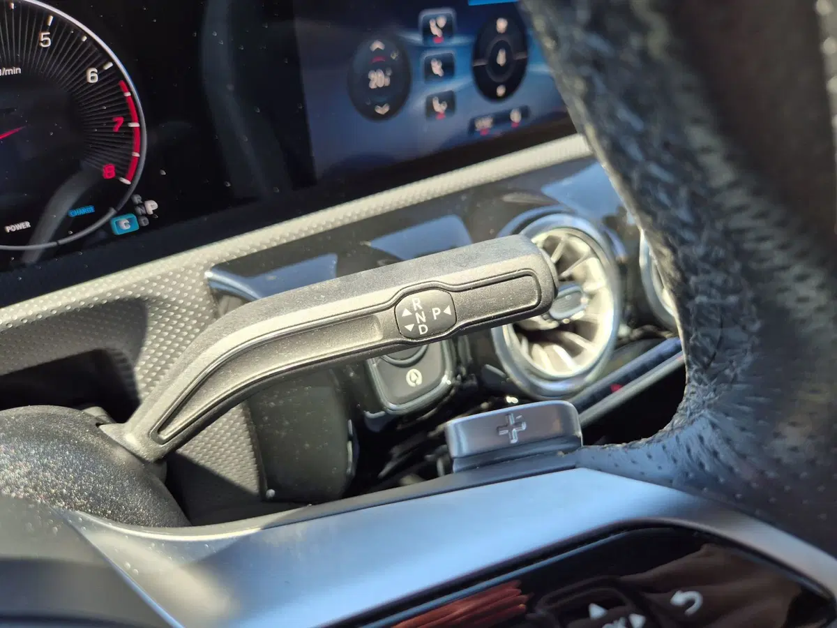 Mercedes-Benz CLA Shooting Brake usata  (10)