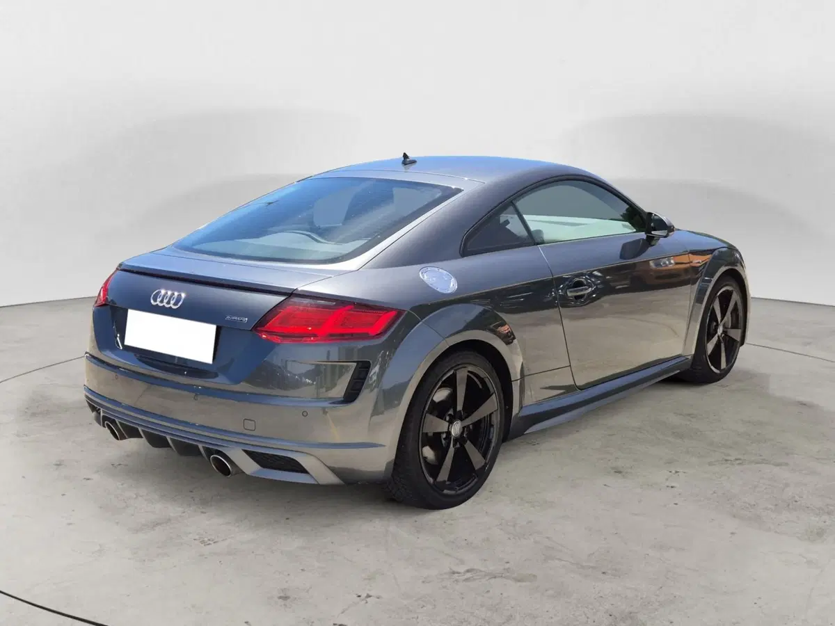 Audi TT Coupé usata  (4)