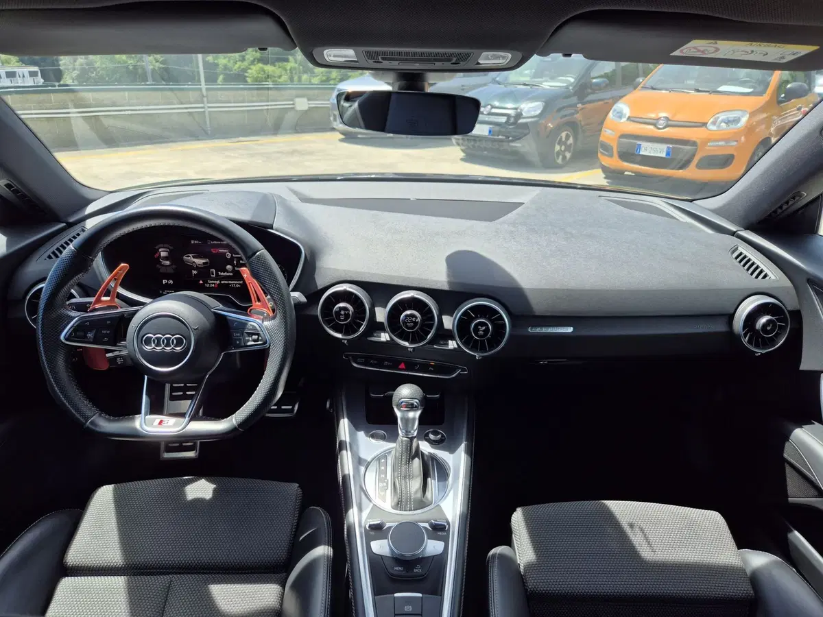 Audi TT Coupé usata  (8)
