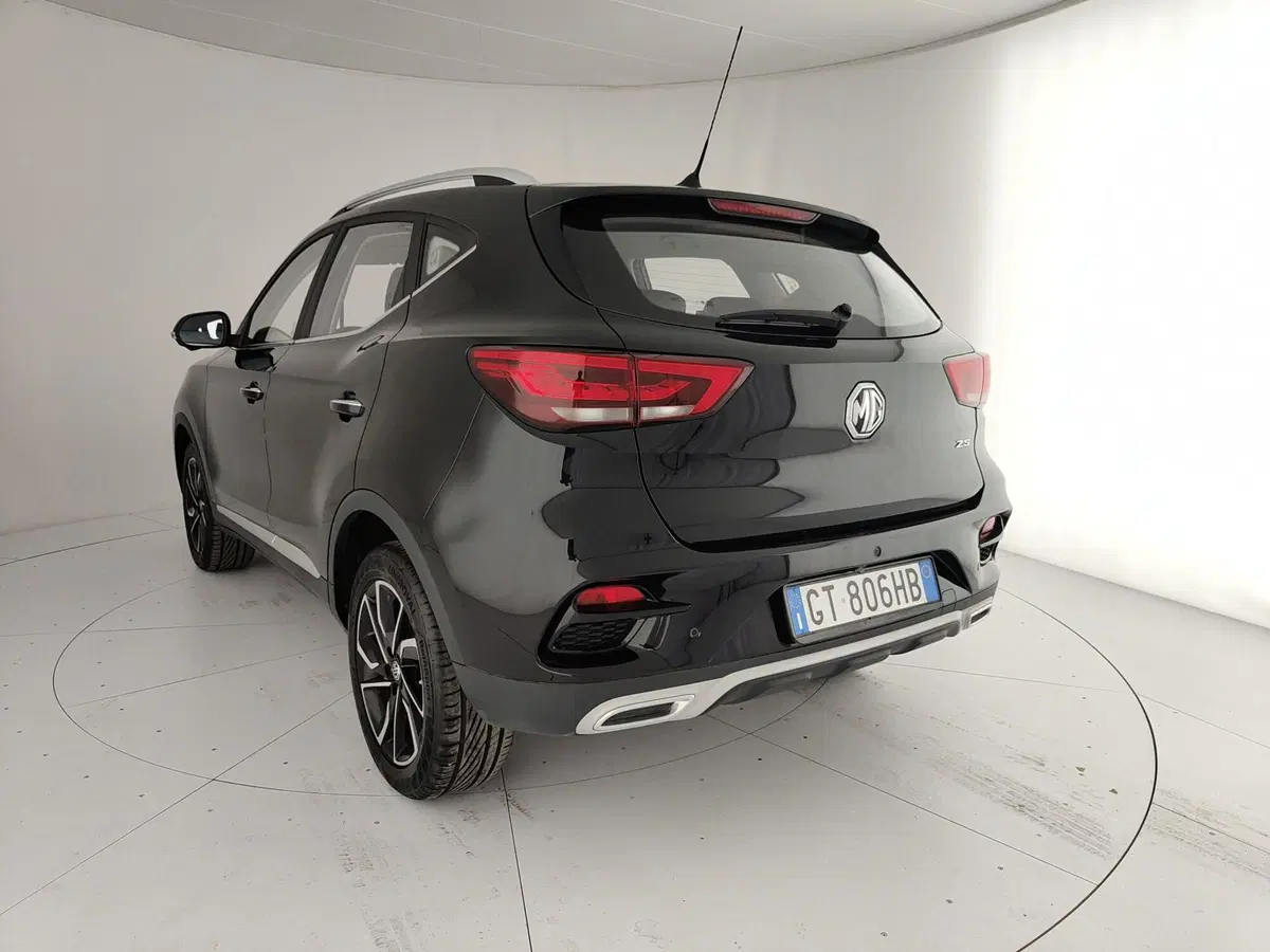 Mg ZS usata a Caserta (11)