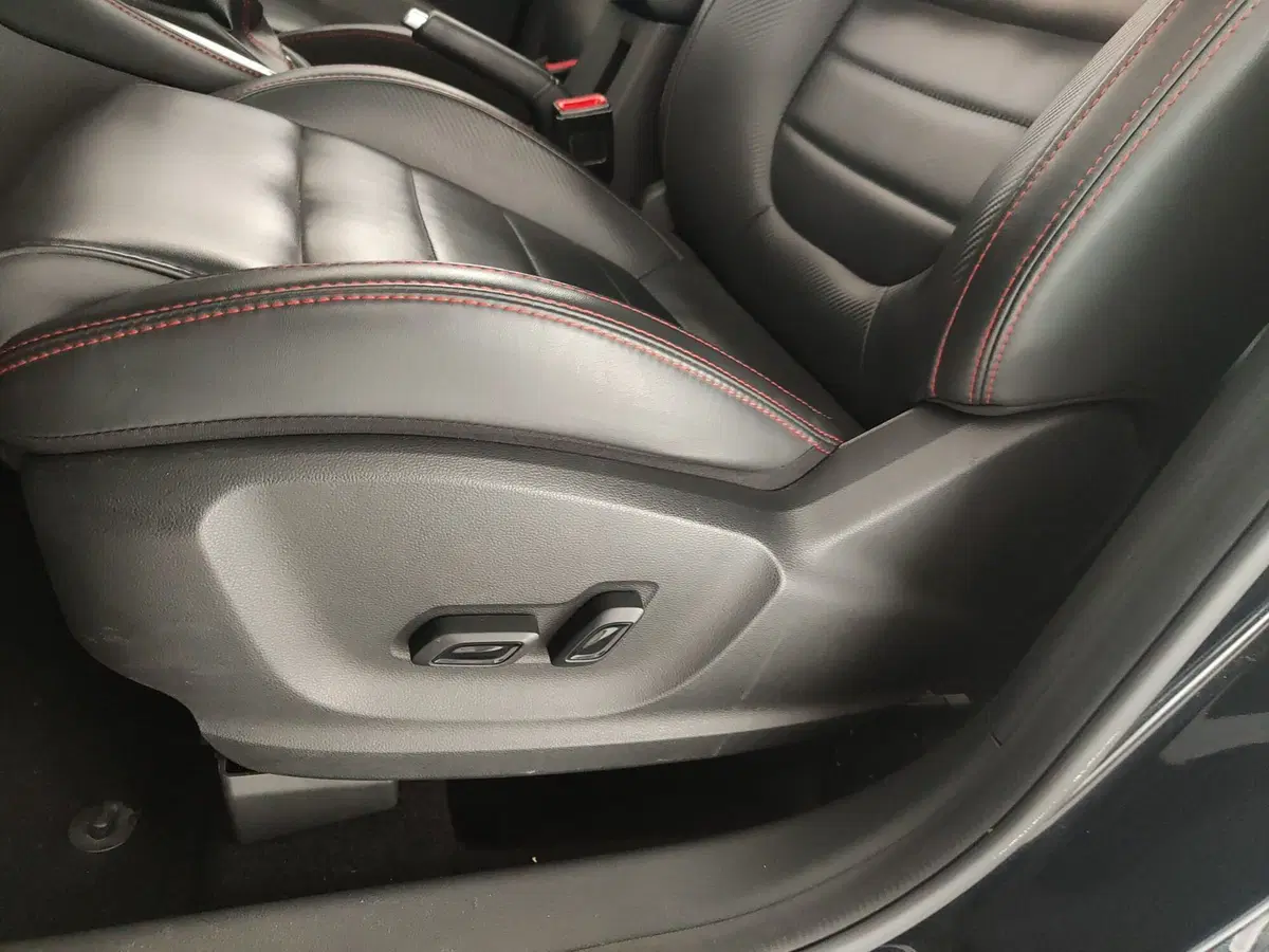 Mg ZS usata a Caserta (17)