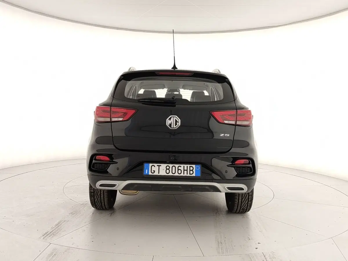 Mg ZS usata a Caserta (5)