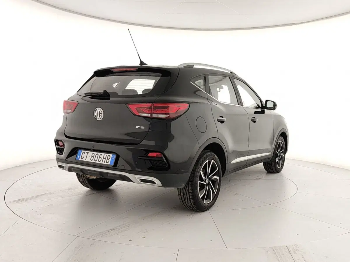 Mg ZS usata a Caserta (6)