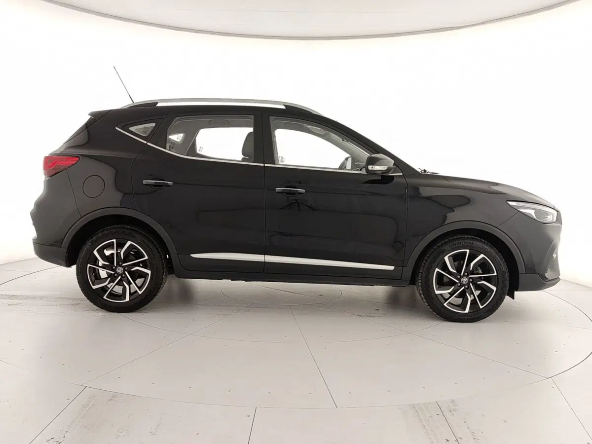 Mg ZS usata a Caserta (7)