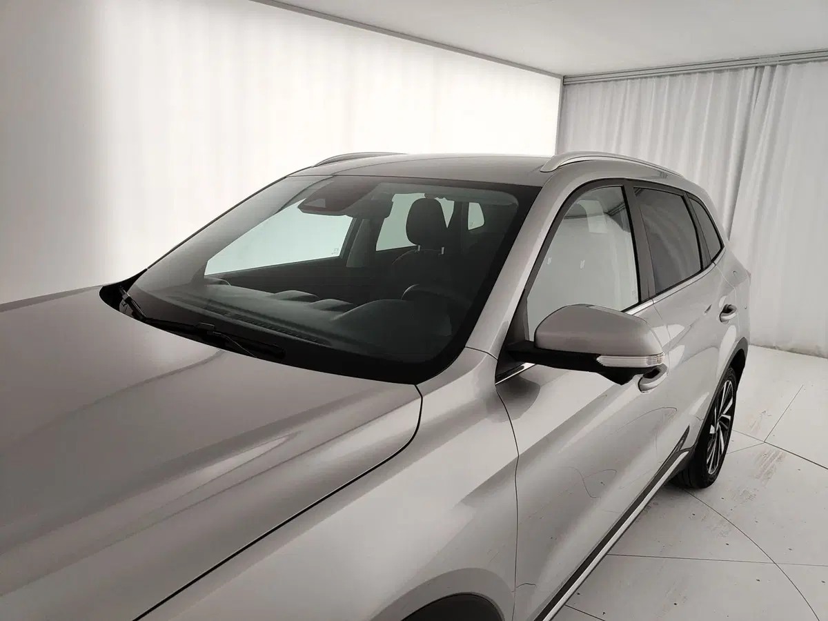 Mg ZS EV usata a Caserta (14)