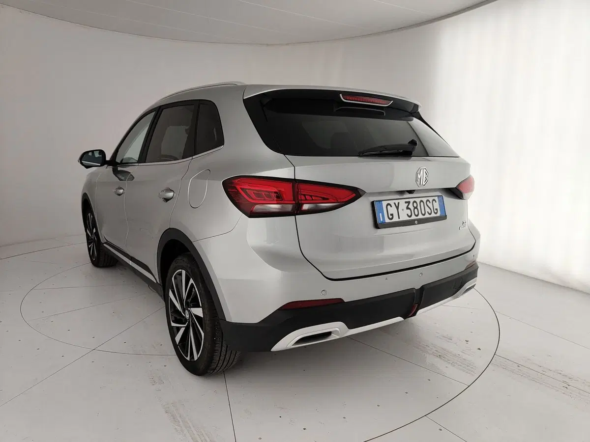 Mg ZS EV usata a Caserta (9)