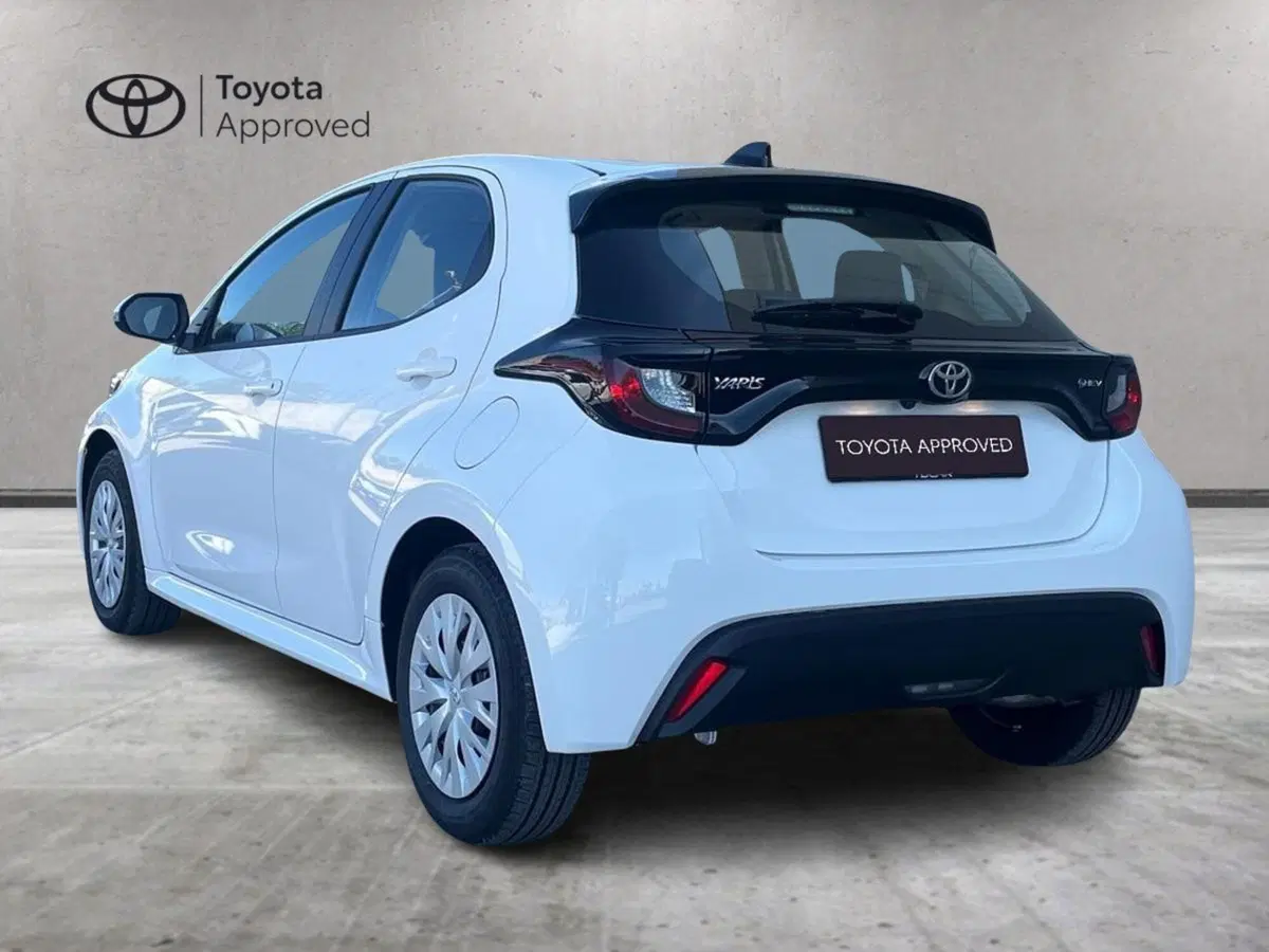 Toyota Yaris nuova a Ragusa (5)