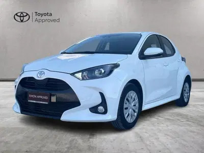 Toyota Yaris 1.0 5 porte Active del 2022 usata a Ragusa