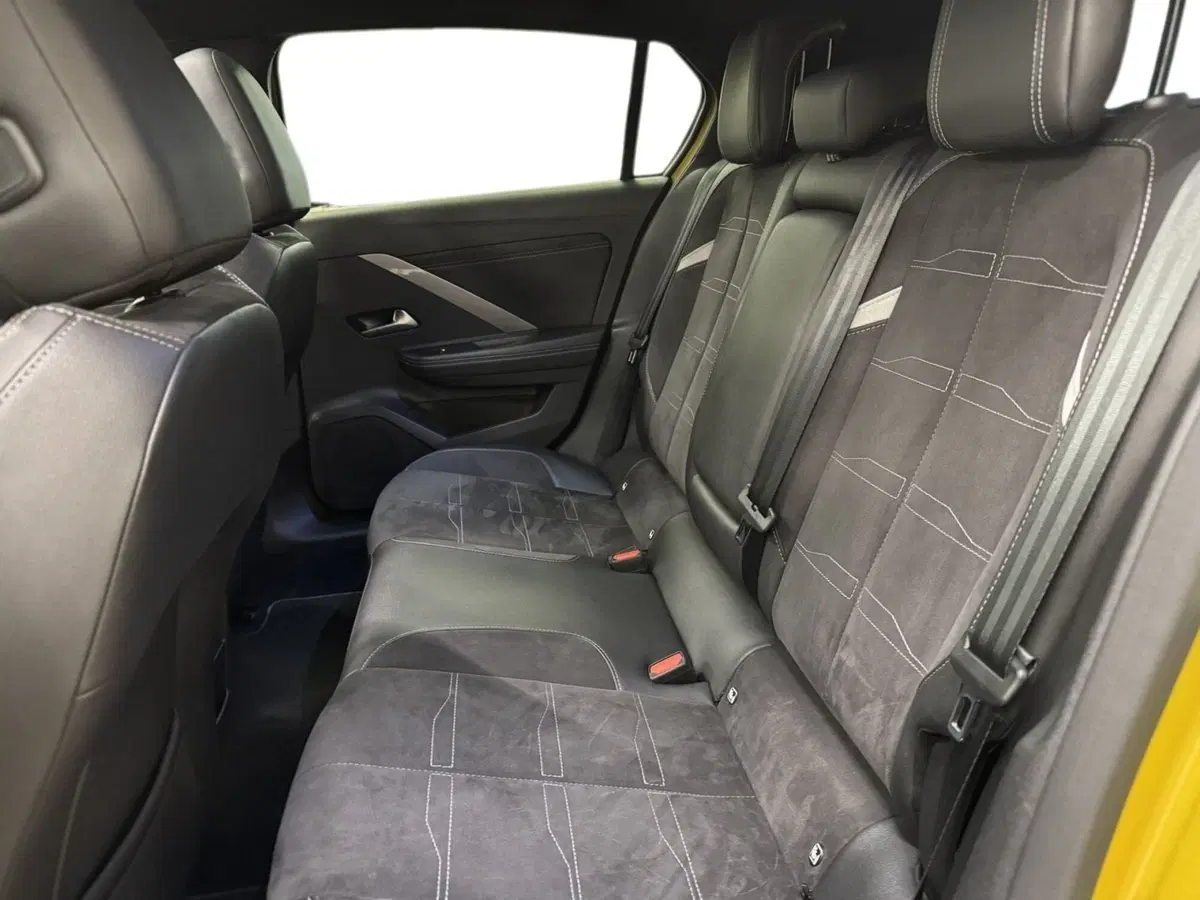 Opel Astra usata a Pistoia (12)