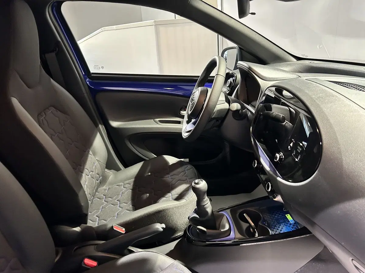 Toyota Aygo X nuova a Milano (14)