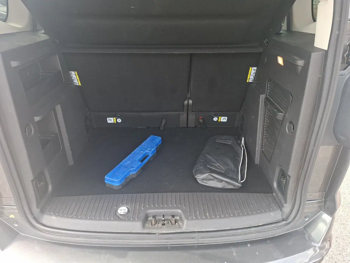 Ford Tourneo Courier usata a Ancona (14)