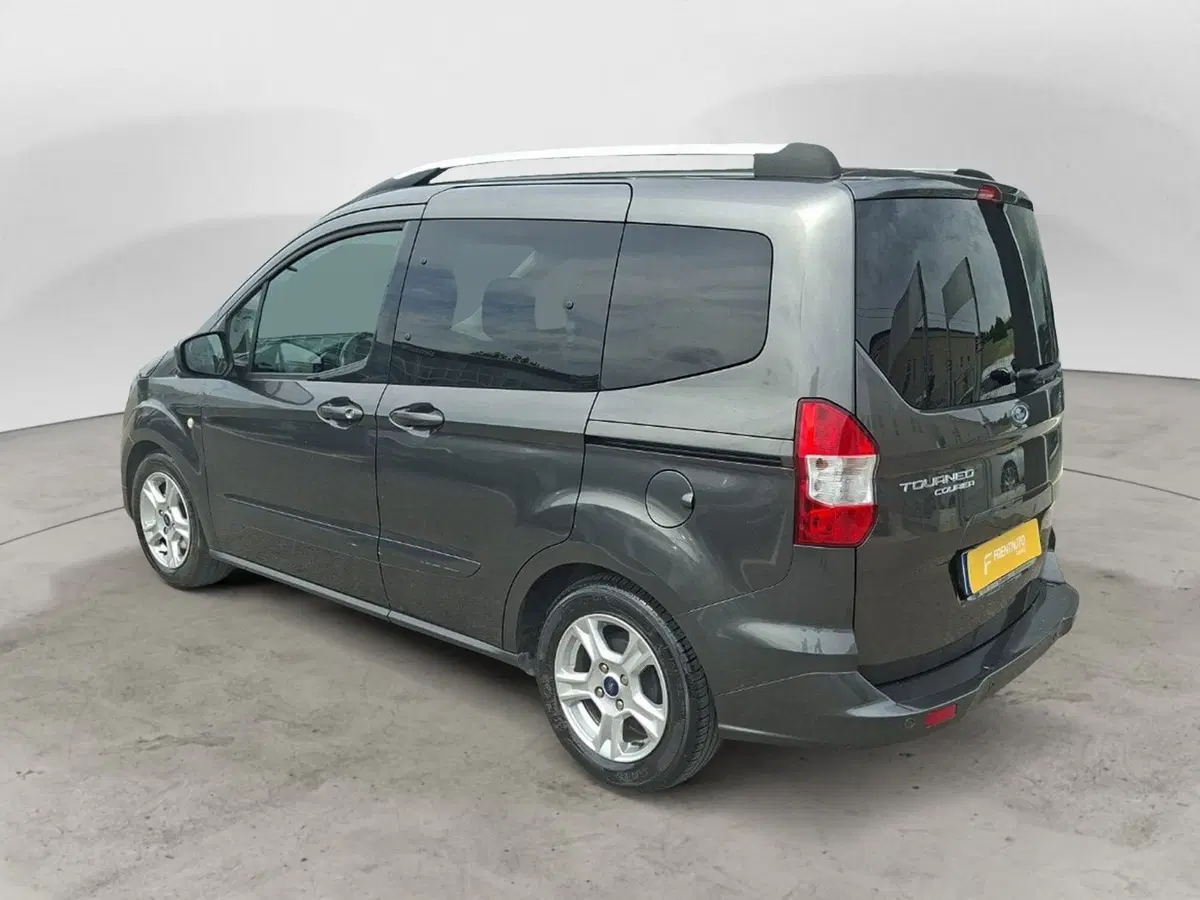 Ford Tourneo Courier usata a Ancona (3)