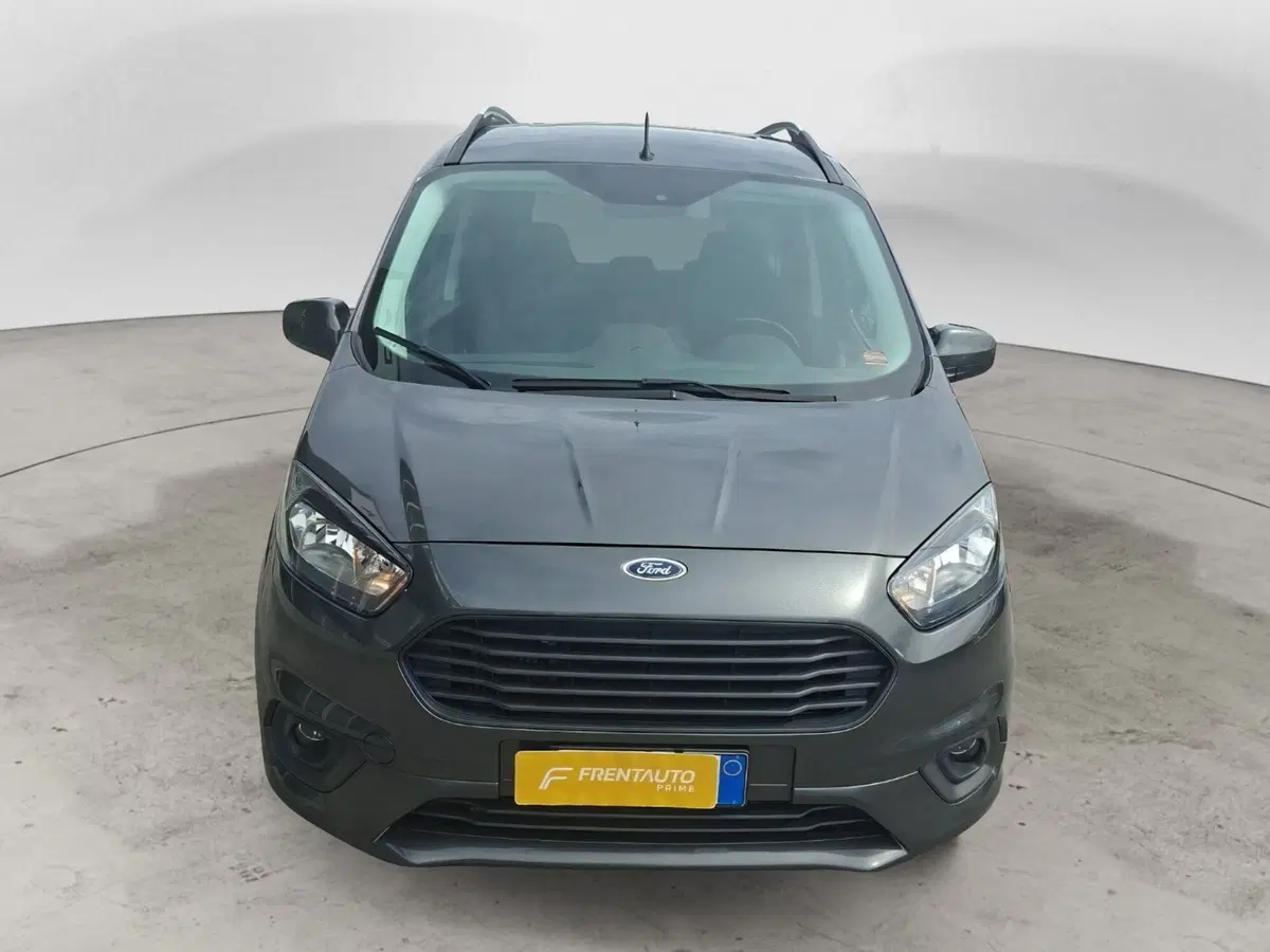 Ford Tourneo Courier usata a Ancona (8)