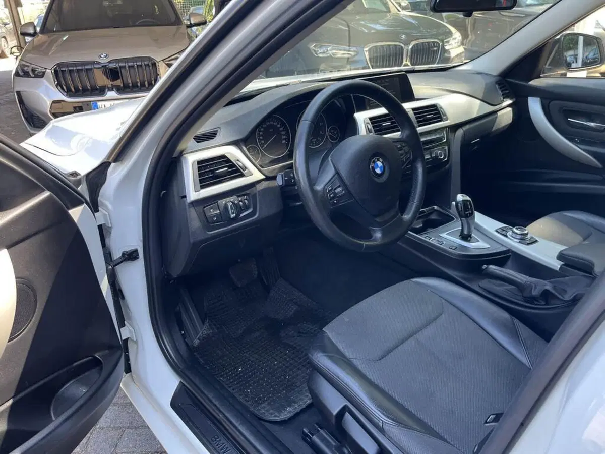 BMW Serie 3 Touring usata a Alessandria (10)