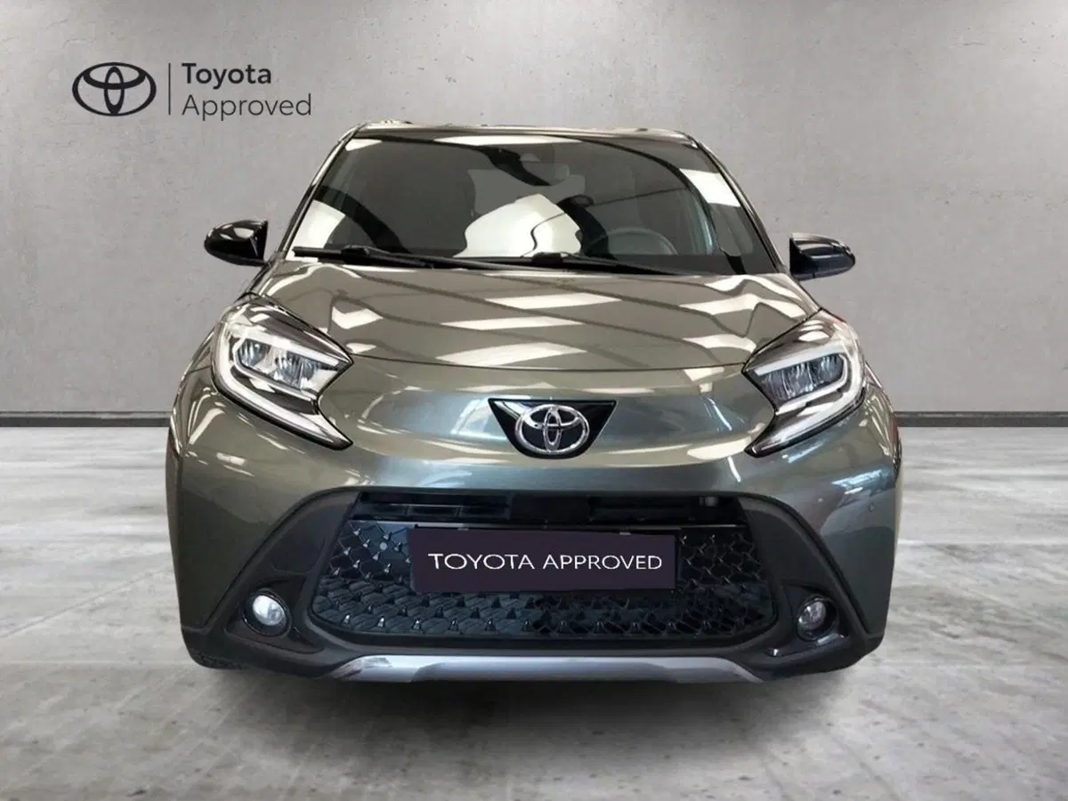 Toyota Aygo X usata a Roma (12)