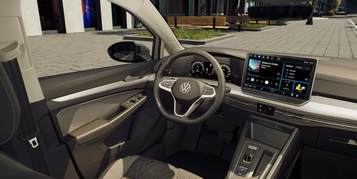 Volkswagen Golf nuova a Bologna (7)