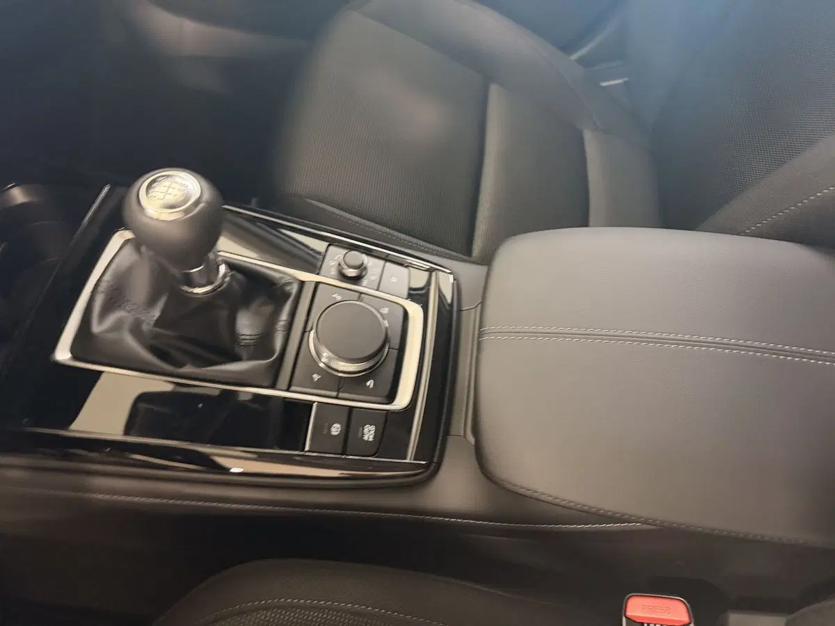 Mazda CX-30 usata a Latina (17)