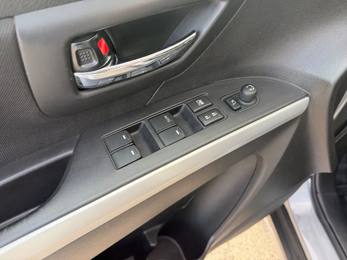 Suzuki S-Cross usata a Vicenza (17)
