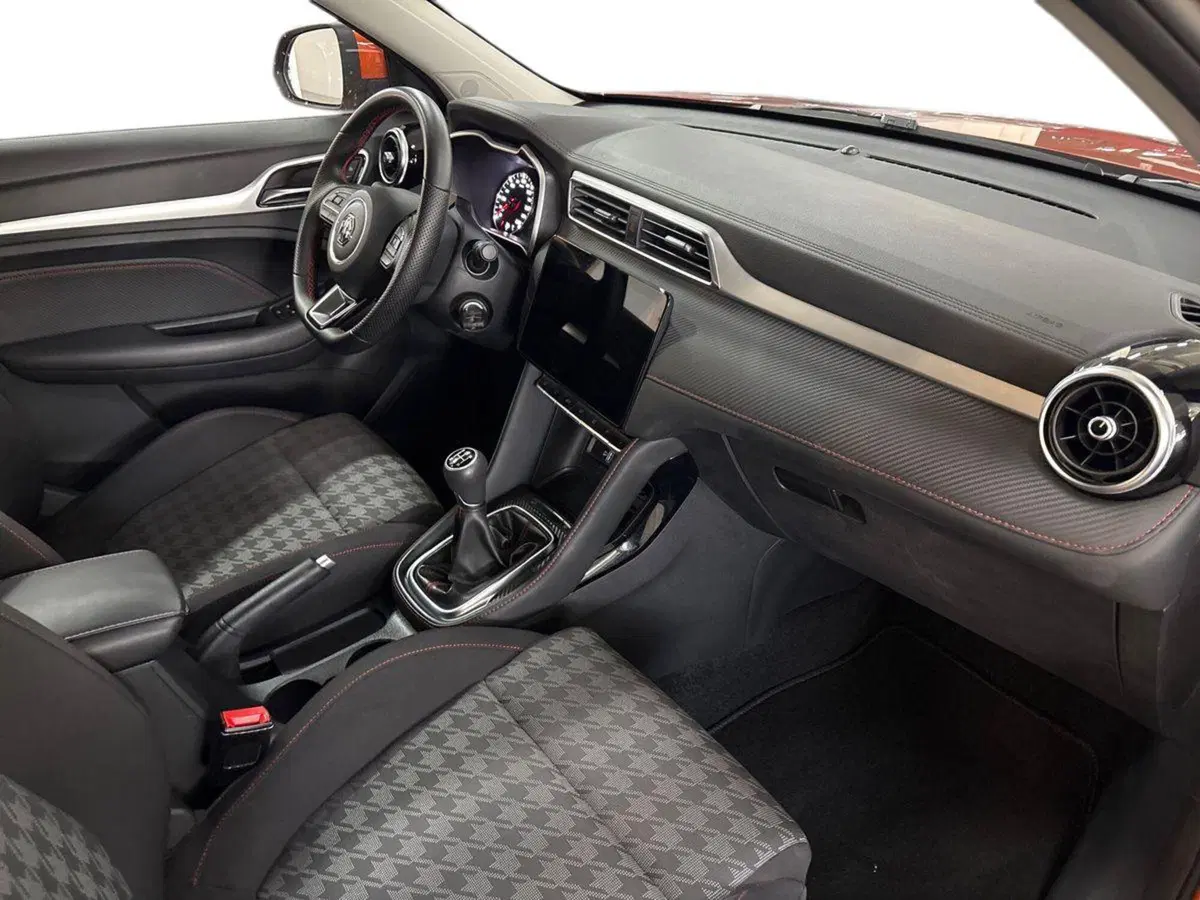 Mg ZS usata a Bari (9)