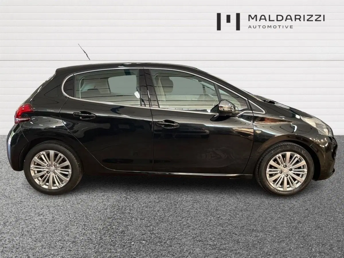Peugeot 208 usata a Bari (5)