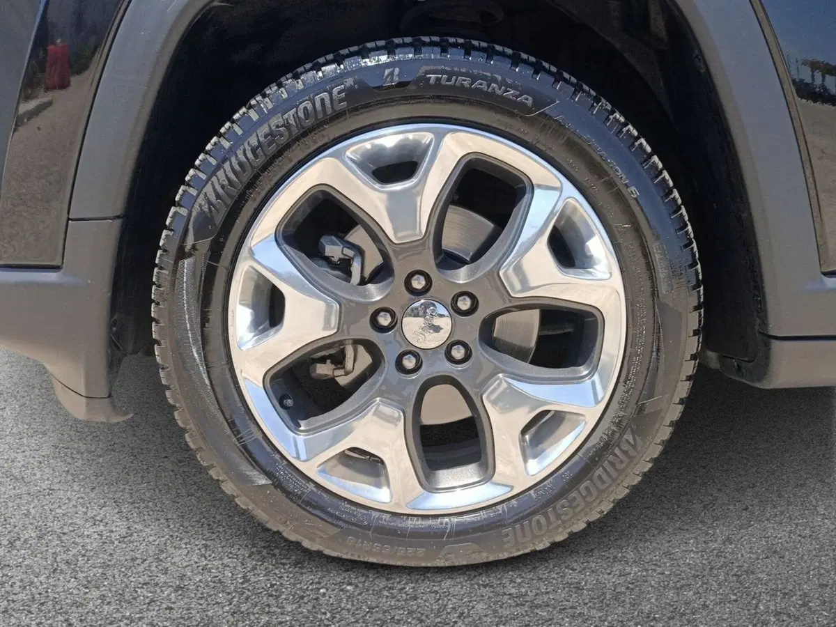 Jeep Compass usata a Bari (6)