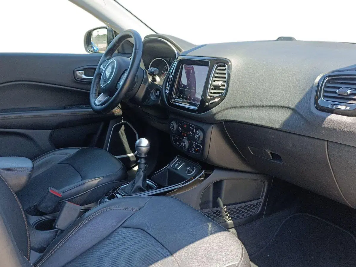 Jeep Compass usata a Bari (9)