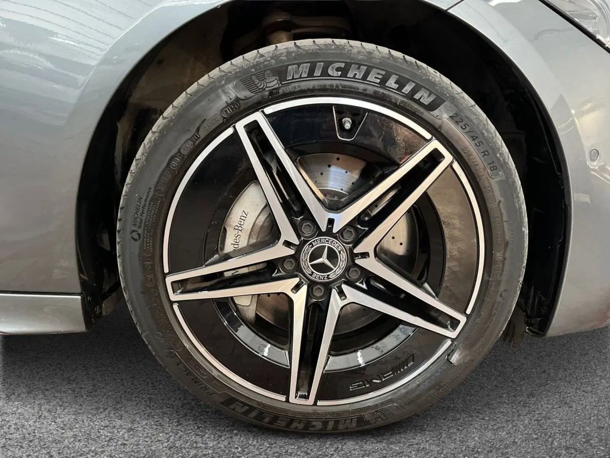 Mercedes-Benz Classe C usata a Bari (6)