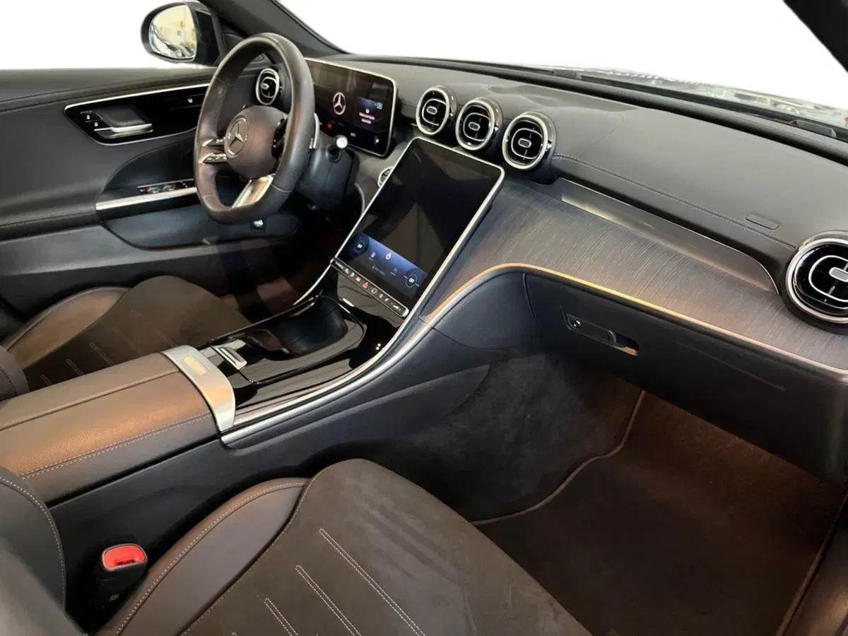 Mercedes-Benz Classe C usata a Bari (9)