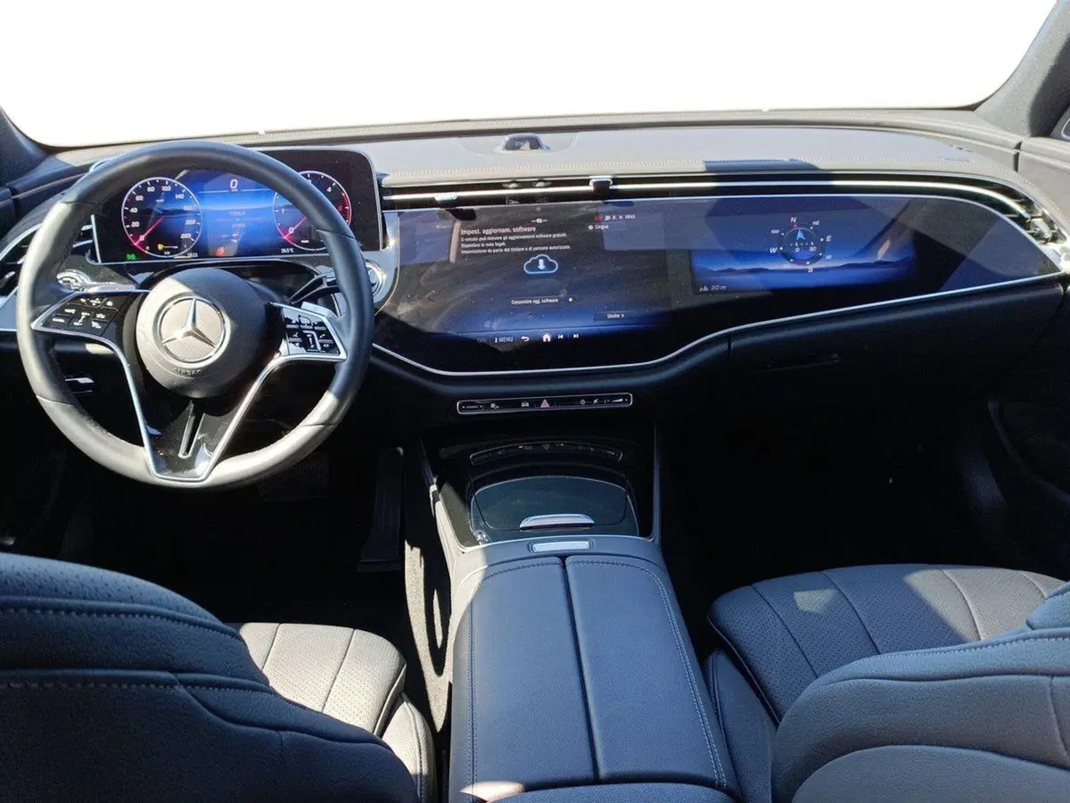 Mercedes-Benz Classe E Station Wagon usata a Bari (9)