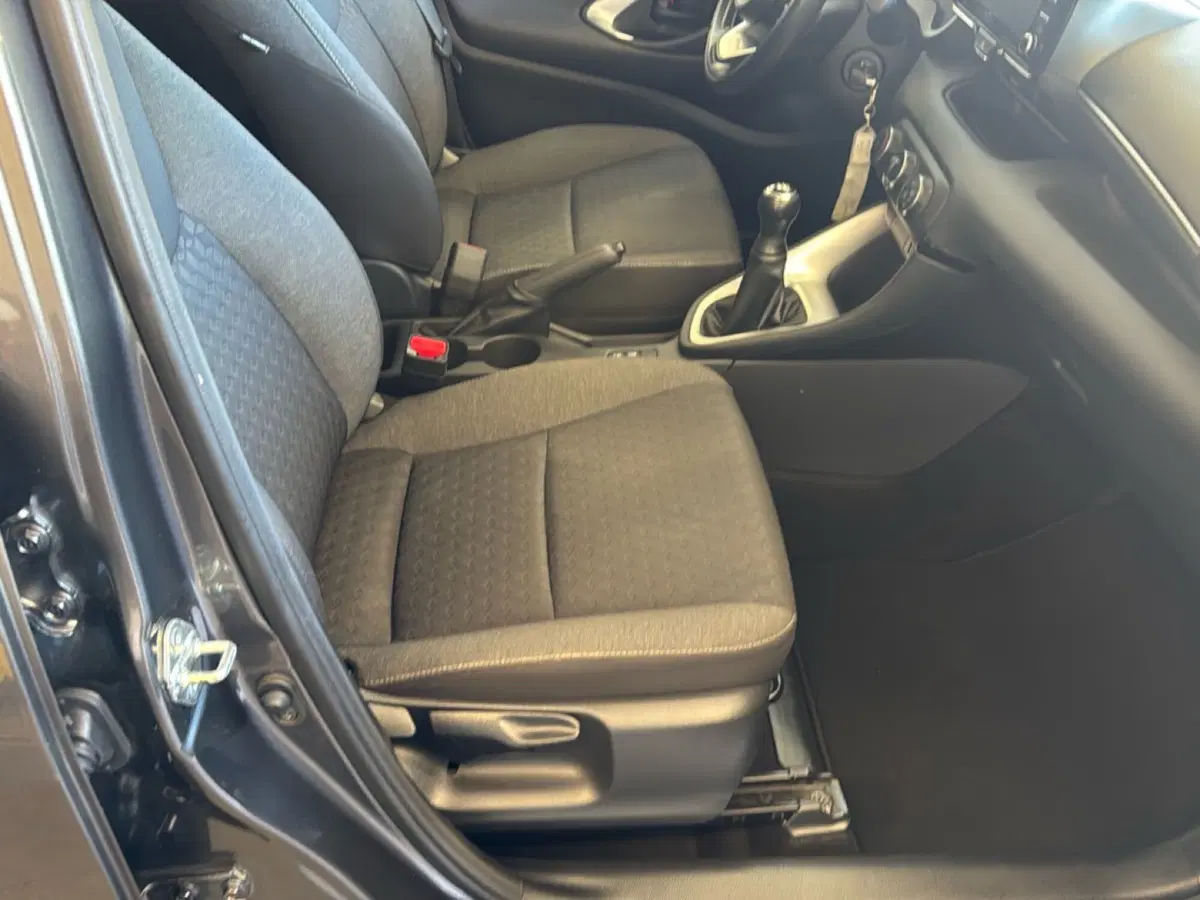 Toyota Yaris usata a Ferrara (10)