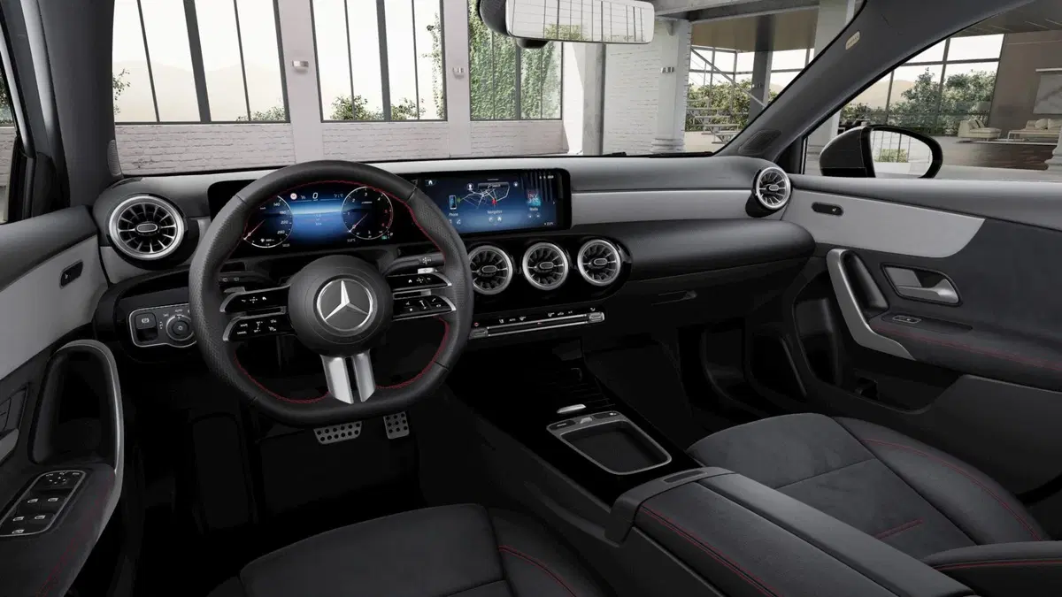 Mercedes-Benz Classe A nuova a Milano (8)