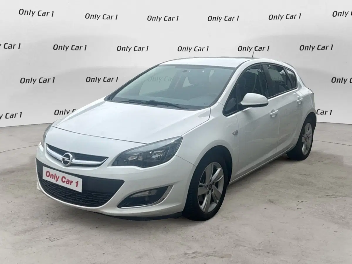 Opel Astra usata a Ferrara (2)