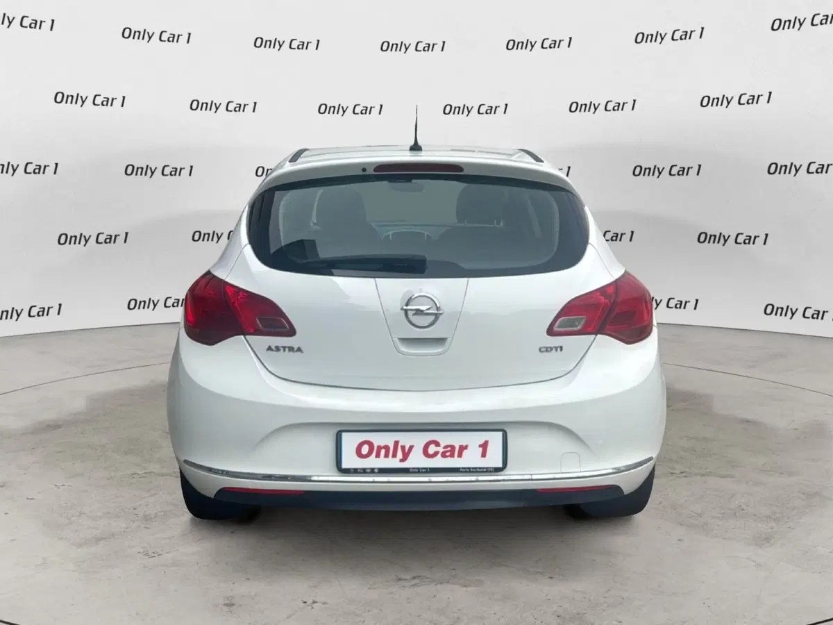 Opel Astra usata a Ferrara (4)