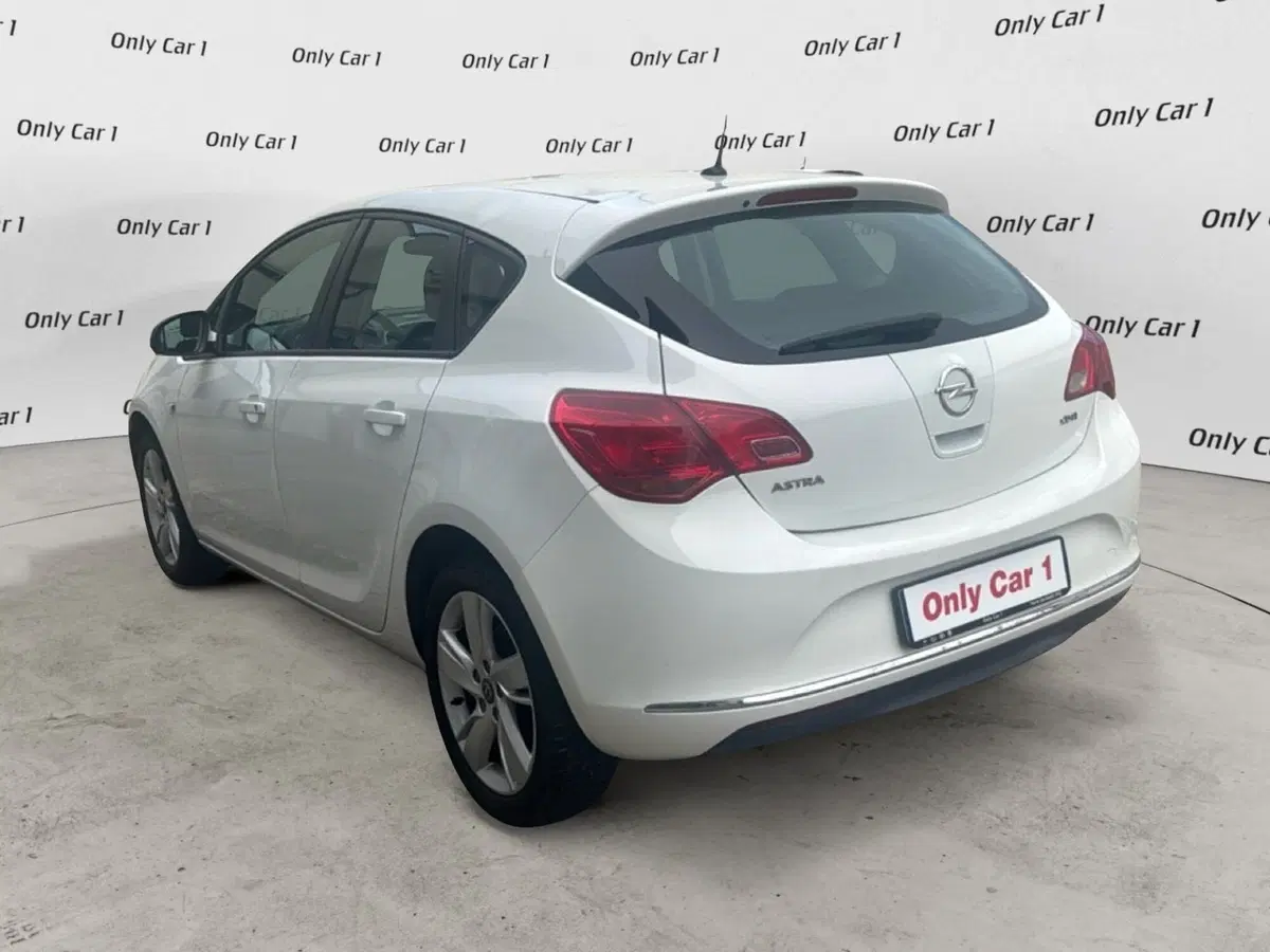 Opel Astra usata a Ferrara (5)