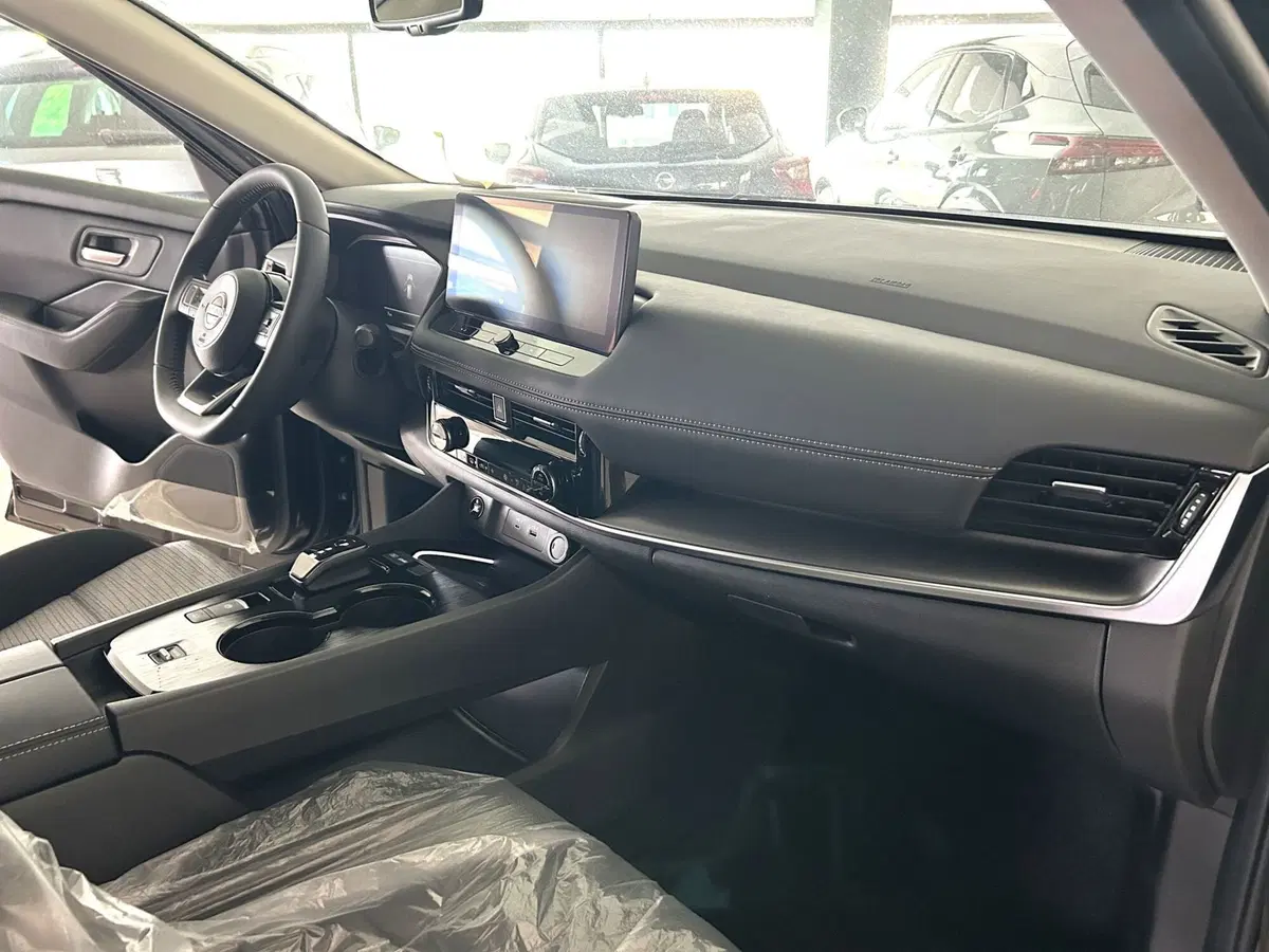 Nissan X-Trail nuova a Ferrara (12)