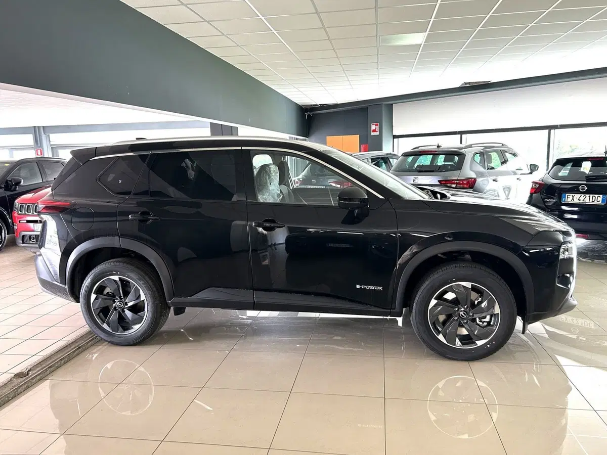 Nissan X-Trail nuova a Ferrara (4)