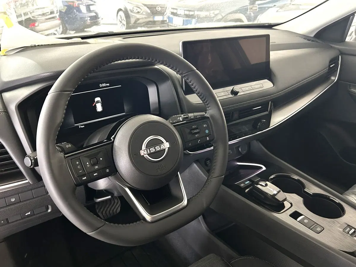 Nissan X-Trail nuova a Ferrara (9)