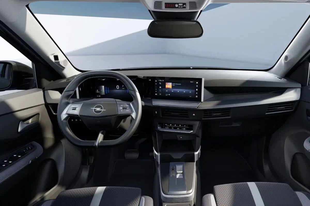 Opel Frontera nuova a Bari (6)